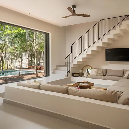 Casa Sabal - Luxury Villa, 5 Suites, Gated Community, Concierge Villa Tulum