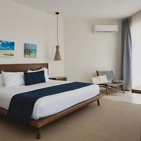 Casa Altamar Hotel