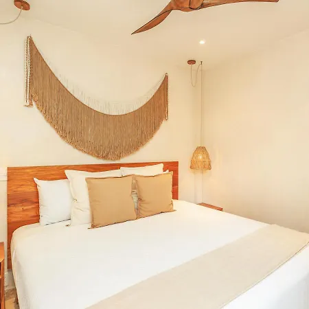 Holiday home Eco Luxury With Garden Bathtub And Private Pool *
