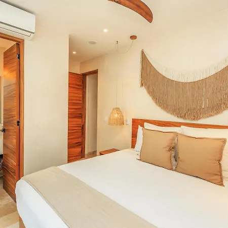Holiday home Eco Luxury With Garden Bathtub And Private Pool