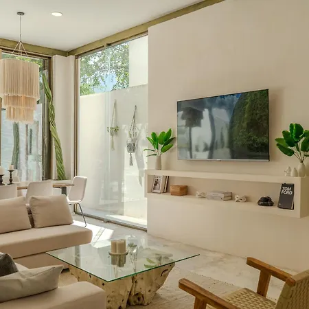 Tulipan Modern 4 Bedroom 4 Bathroom And Private Pool