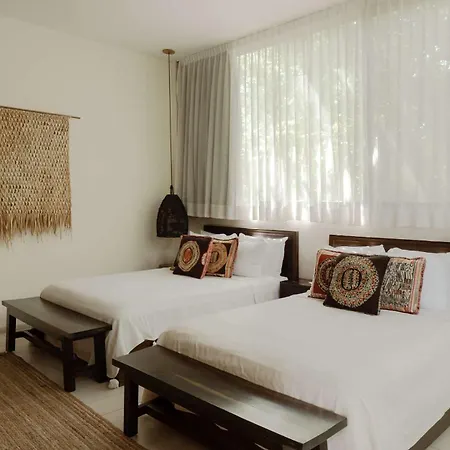 Casa Manati Modern Mansion With Pool