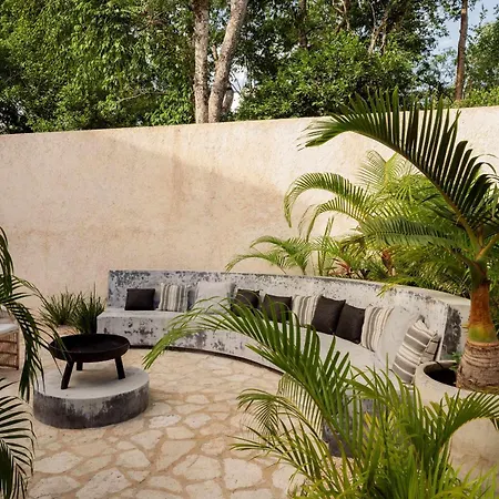 Casa Manati Modern Mansion With Pool