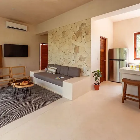 Holiday home Ahal Luxe 3br Penthouse Haven With Private Rooftop Pool & Plunge Pool *