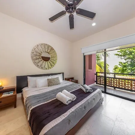 Spacious 2br With Pool And Private Balcony Сasa de vacaciones