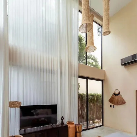 Spacious 6br Luxe With 4 Private Pools And Yoga Space Rooftop & Concierge Tulum