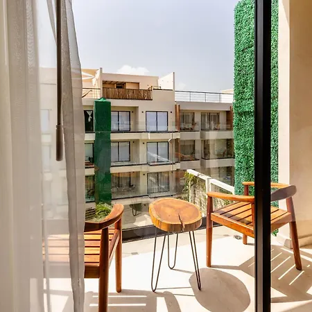 Bakal Aparthotel Tulum