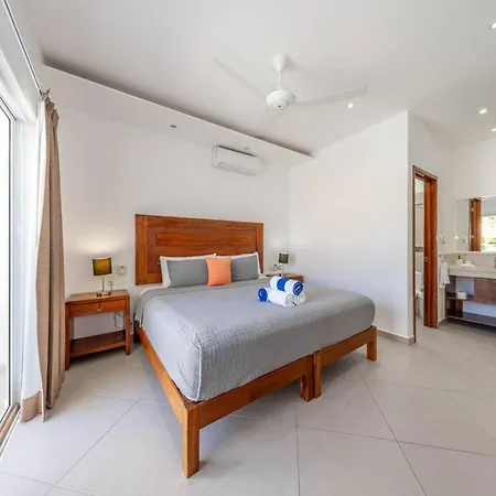 Casa Kinam Chic 4br W Pool In La Veleta Villa *