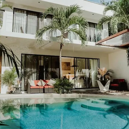 Holiday home La Veleta - 3br Boho Chic With Beautiful Private Pool *