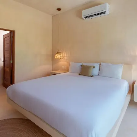 Holiday home Ahal Holistika 9br Jungle Sanctuary With Private Rooftop & Plunge Pools *