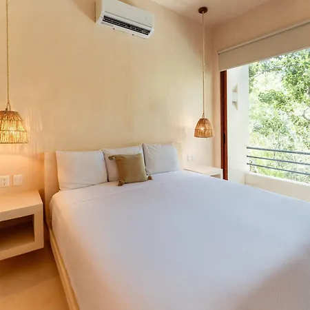 Holiday home Ahal Luxe 3br Penthouse Haven With Private Rooftop Pool & Plunge Pool *