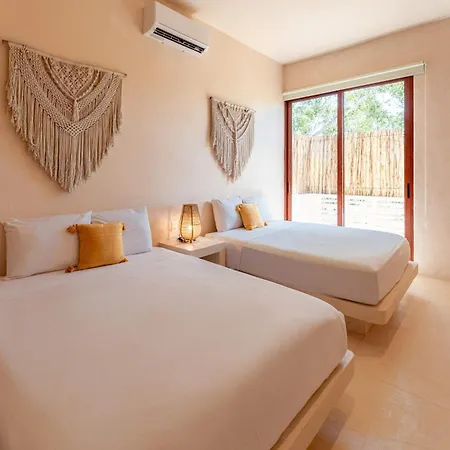 Ahal Luxe 3br Penthouse Haven With Private Rooftop Pool & Plunge Pool *