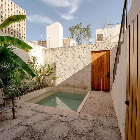 Chic 2br With Rooftop Pool & Terrace