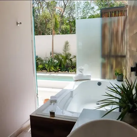 Villa Stunning 4br Tropical Chic With Private Pool Garden & Modern Comforts Tulum