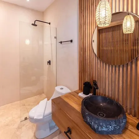 Spacious 6br Luxe With 4 Private Pools And Yoga Space Rooftop & Concierge