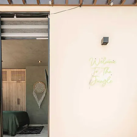 Selva Pixan With Rooftop Pool Villa