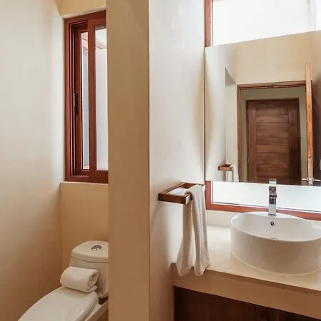 Ahal Holistika 9br Jungle Sanctuary With Private Rooftop & Plunge Pools Holiday home