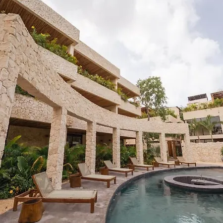 Spacious 6br Luxe With 4 Private Pools And Yoga Space Rooftop & Concierge Сasa de vacaciones *