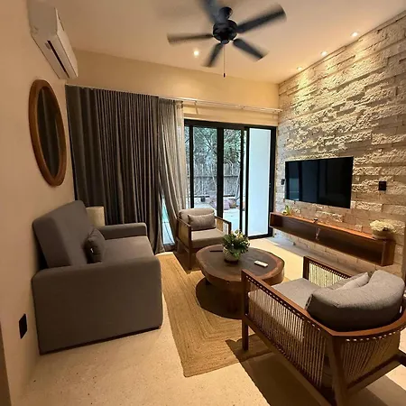Great 3 Bedroom And Private Pool Apartment Tulum