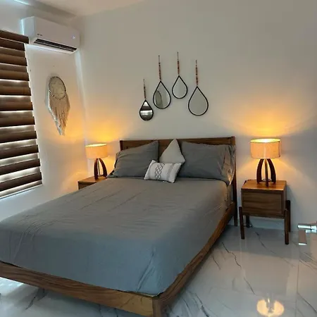 Nare Bokova * Tulum