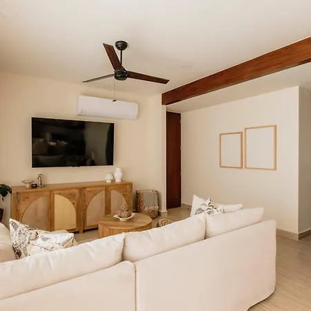 Apartment Amaite Luxury Penthouse 2 Bed With Private Pool *