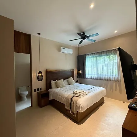 Great 3 Bedroom And Private Pool Apartment