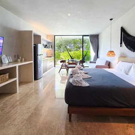 Jungle Private Pool King Bed Wifi 305