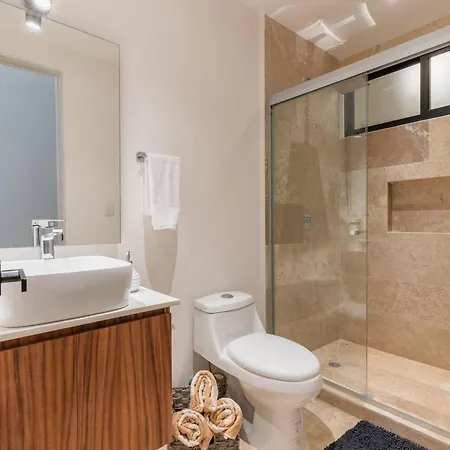 Modern And Bright Rooftop Pools Gym Cowork Apartment *
