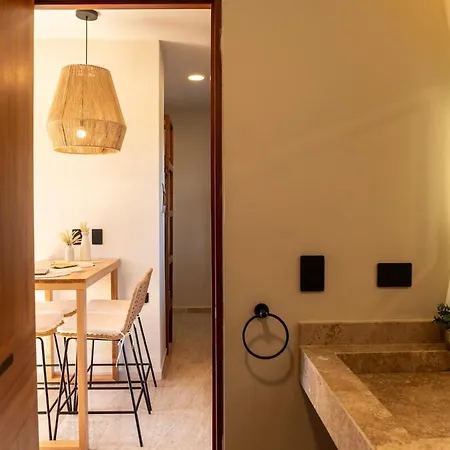 Ph 3br Jacuzzi Club Pass *