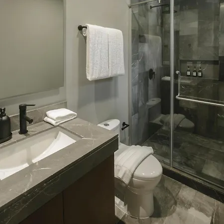 Luna Negra Penthouse 2br *