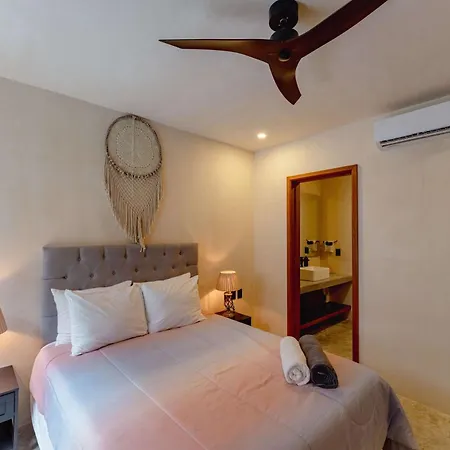 Talulah Living 2br & Private Pool Apartment *