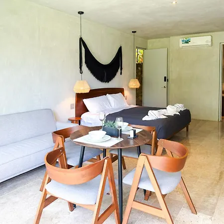 Apartment Jungle Private Pool King Bed Wifi 305 *