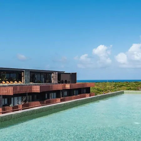 Apartment Amira - Stylish Penthouse With Rooftop Pool & Sea Horizon Tulum