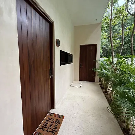 Great 3 Bedroom And Private Pool Apartment