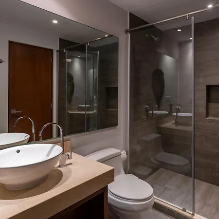 Spacious With Pool In Gated Community Tulum