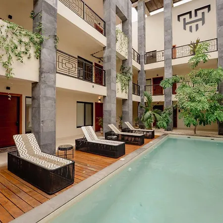Talulah Living 2br & Private Pool *