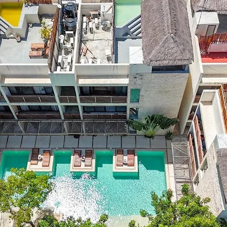 Lush Hideaway Apartment