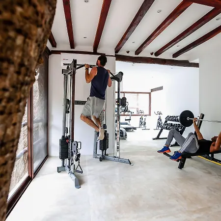 Hotel Tulum- & 4*