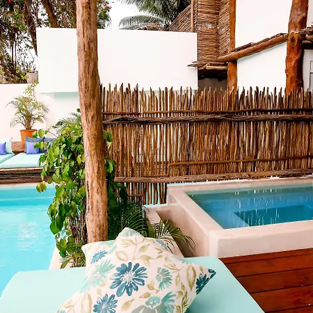 Tulum- & Hotel 4*
