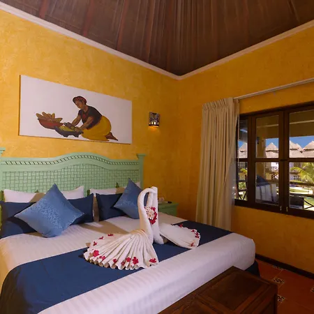 Hotel Pavoreal 4*