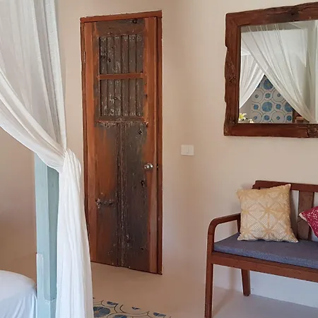 Hotel Xscapetulum 4*
