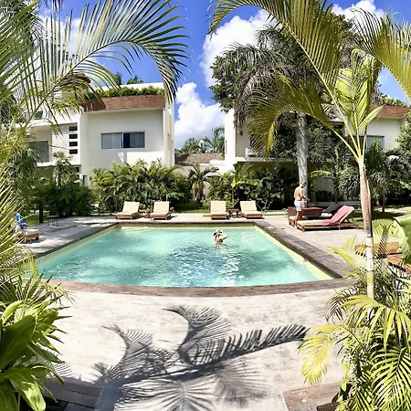 Hotel Xscapetulum 4*