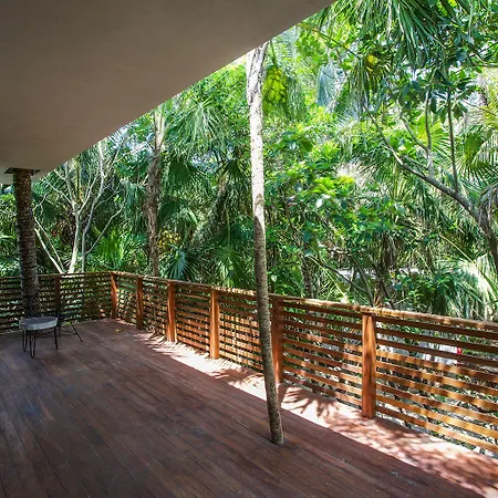Lula Tulum, A Small Luxury Hotel