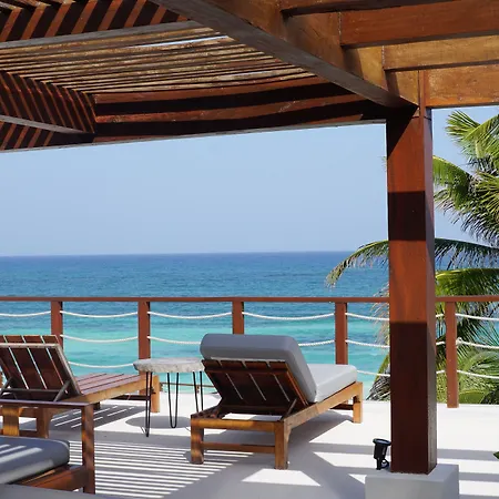 Lula Tulum, A Small Luxury 4*