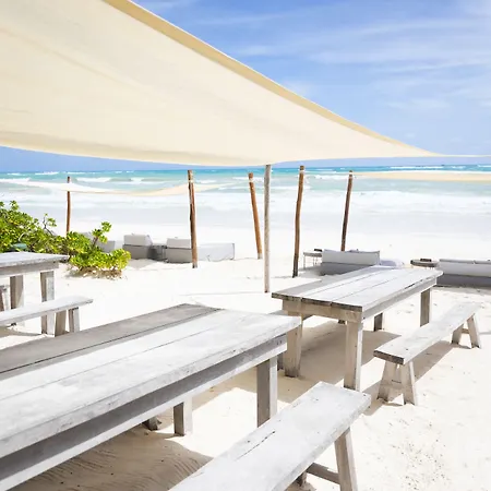 Lula Tulum, A Small Luxury