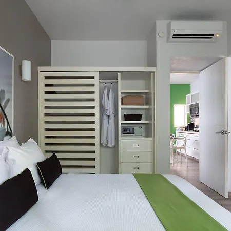 Hotel Azura Boutique 4*