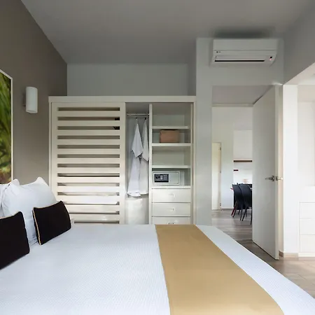 Hotel Azura Boutique 4*