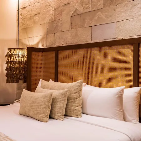 Mundo Maya Hotel