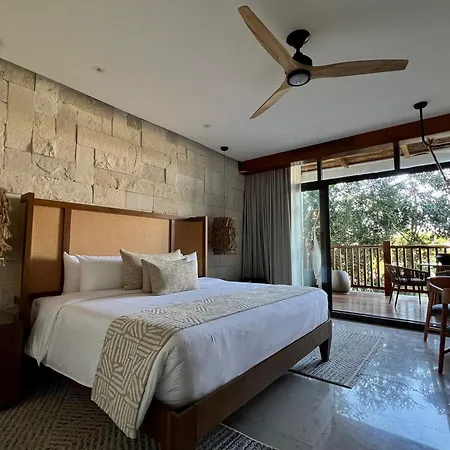 Mundo Maya 5*