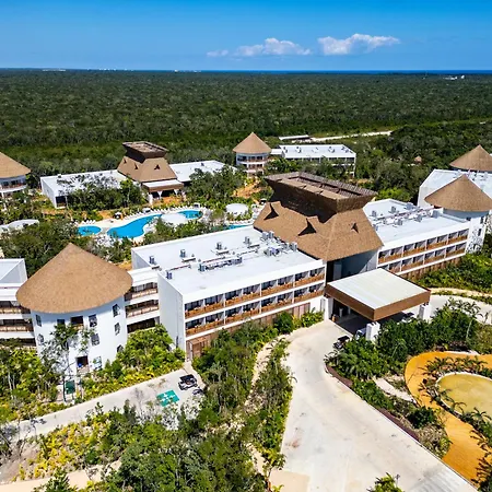 Mundo Maya Hotel